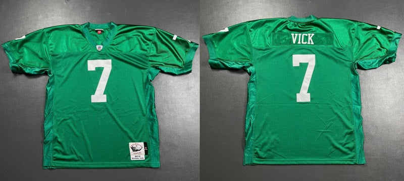 Mens Philadelphia Eagles #7 Michael Vick Green Throwback Stitched Football Jersey