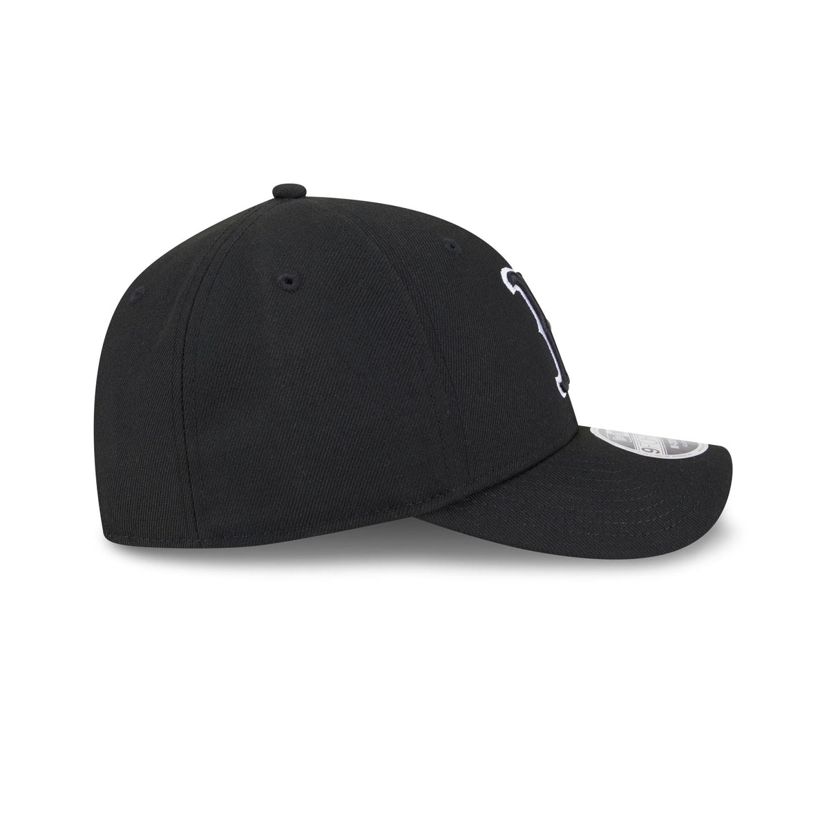 Boston Red Sox Black Authentic Collection 9FORTY M-Crown Snapback Hat