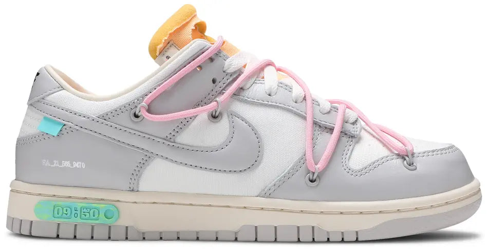 Nike Dunk Low - Off-White (Lot 09 of 50)