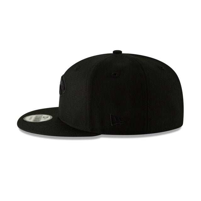Atlanta Falcons Black On Black 9FIFTY Snapback Hat